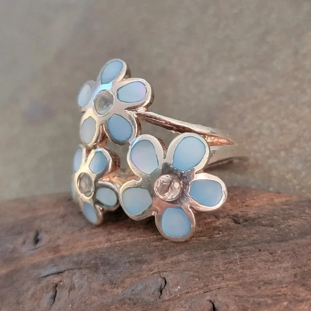 Château d'Argent Sterling Blue  Three Flower Mother of Pearl Sterling Ring